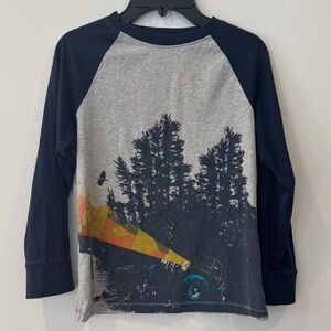 Boys Pre-owned Long Sleeve Gymboree Jeep Adventure Shirt - Gray and Navy, Size 8